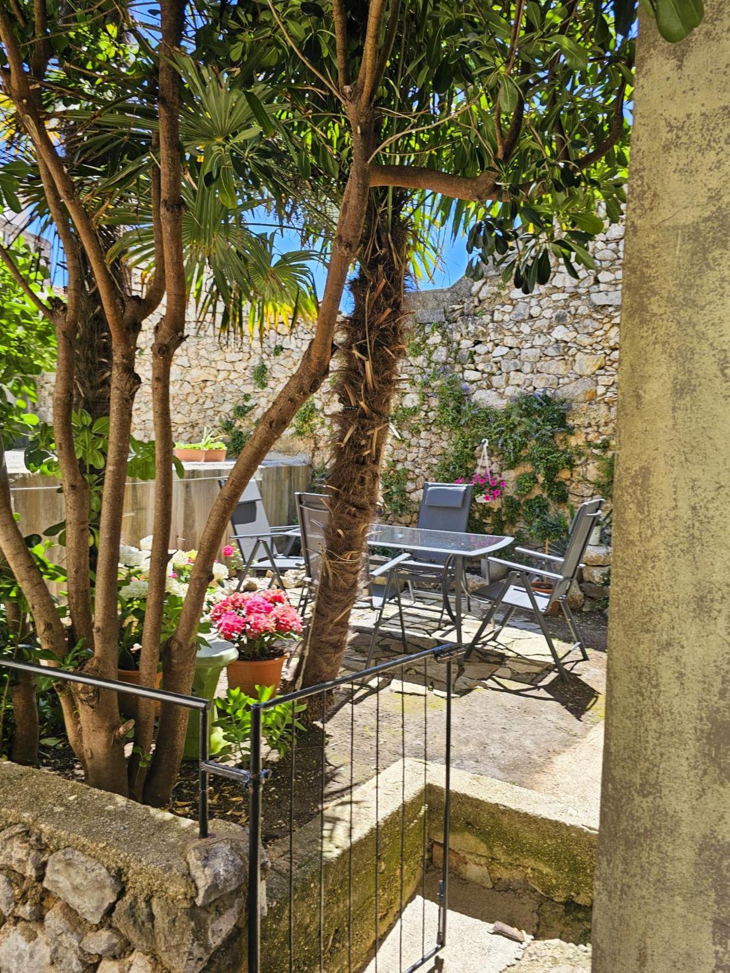 Forever Oasis Vrbnik Ngoại thất bức ảnh
